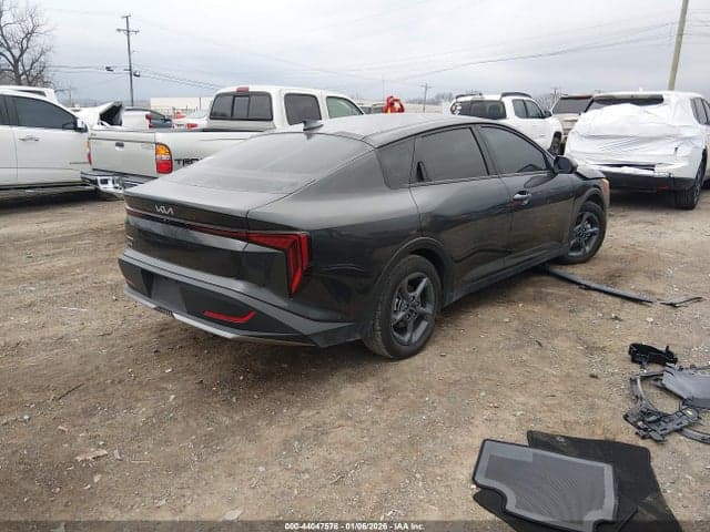 2025 KIA K4 LXS 4
