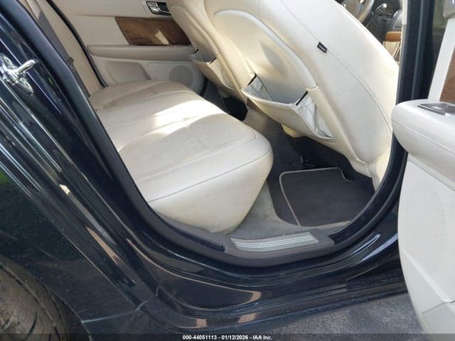 2009 JAGUAR XF SUPERCHARGED 8