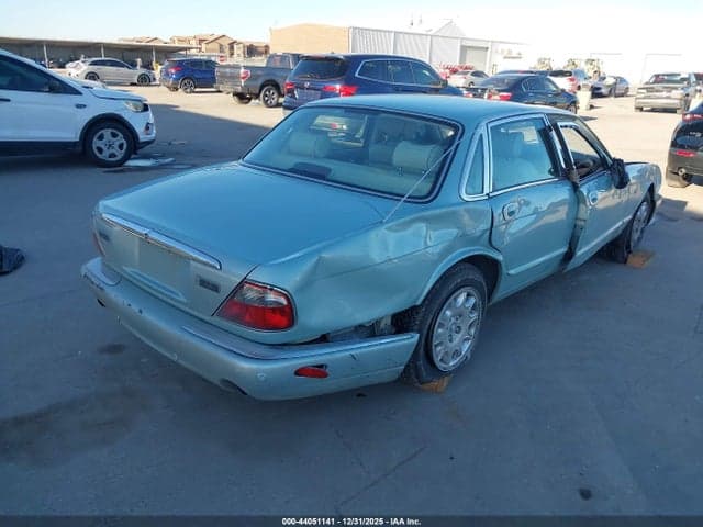 2003 JAGUAR XJ XJ8 4