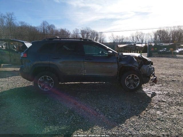 2019 JEEP CHEROKEE TRAILHAWK 4X4 14