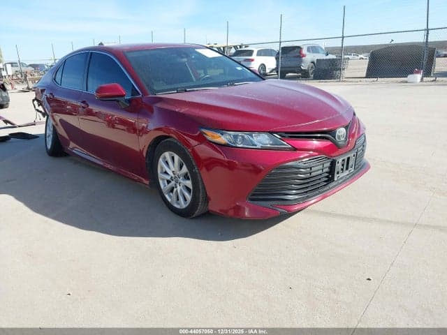 2020 TOYOTA CAMRY LE - 1