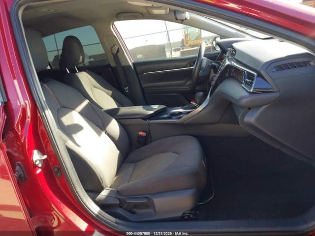 2020 TOYOTA CAMRY LE 5