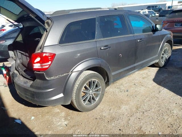 2018 DODGE JOURNEY SE 4