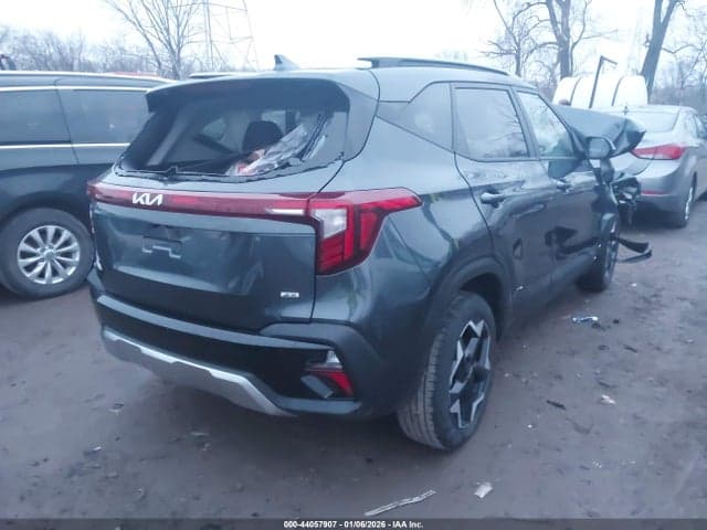 2025 KIA SELTOS S 4