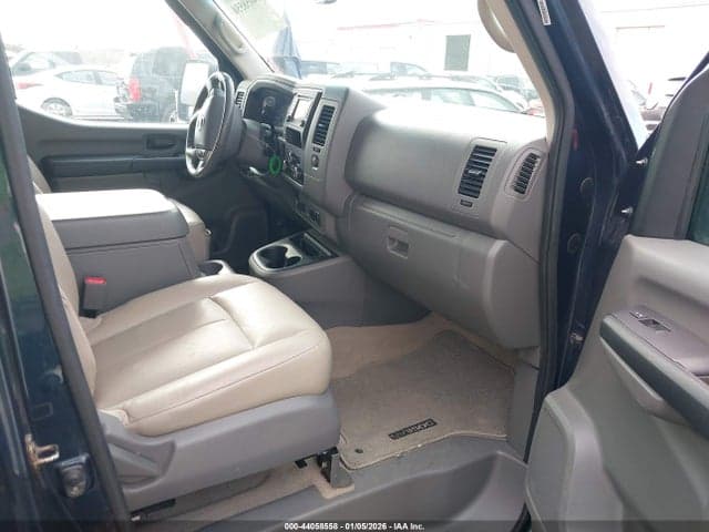 2017 NISSAN NV PASSENGER NV3500 HD SL V8 5
