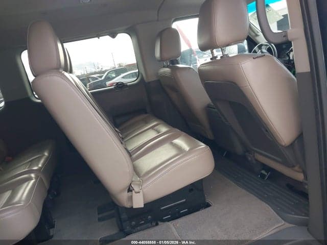 2017 NISSAN NV PASSENGER NV3500 HD SL V8 8