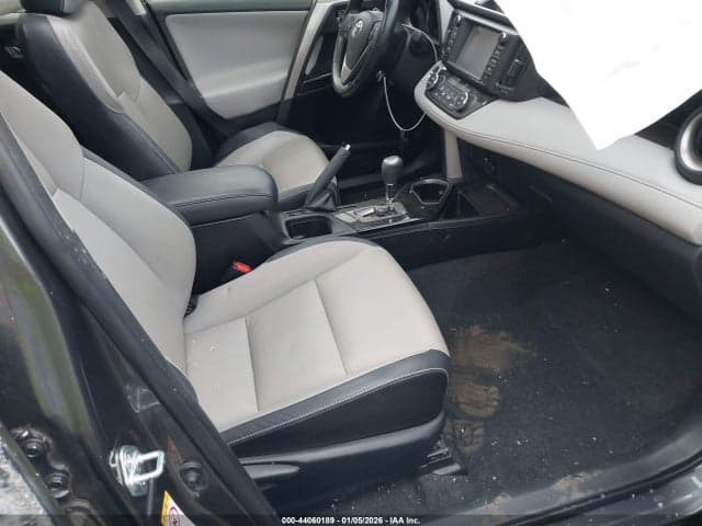 2018 TOYOTA RAV4 LIMITED 5