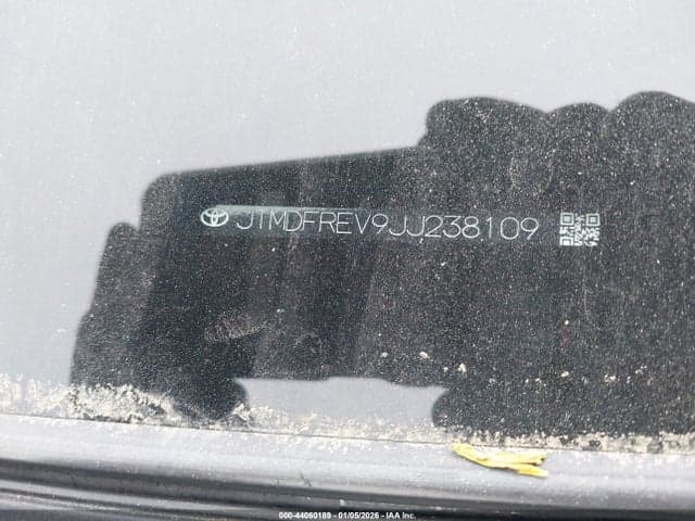 2018 TOYOTA RAV4 LIMITED 9