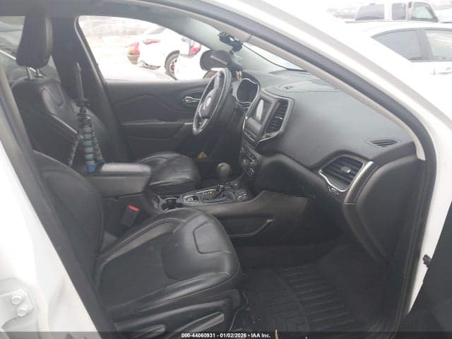 2019 JEEP CHEROKEE LATITUDE PLUS 4X4 5