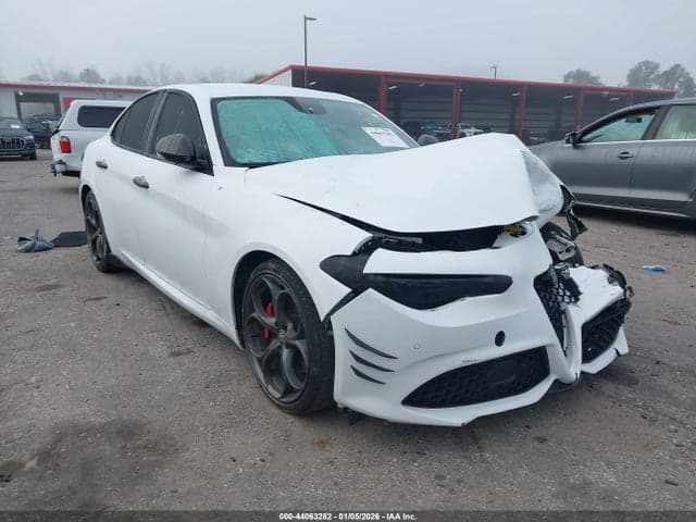 2019 ALFA ROMEO GIULIA TI SPORT RWD