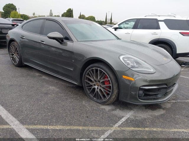 2023 PORSCHE PANAMERA 4S