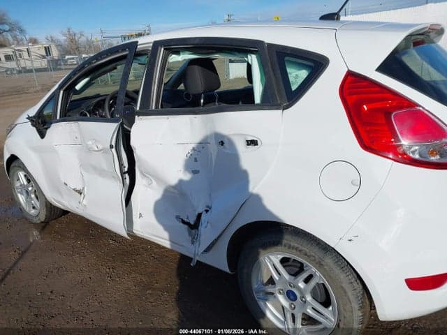 2018 FORD FIESTA SE 18