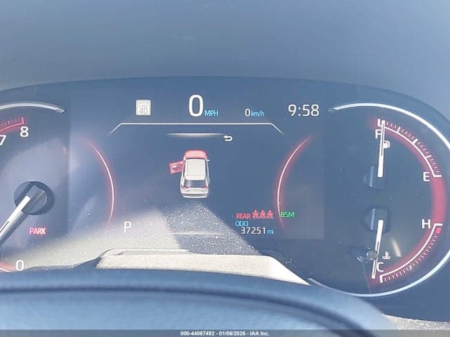 2024 TOYOTA RAV4 XLE 7