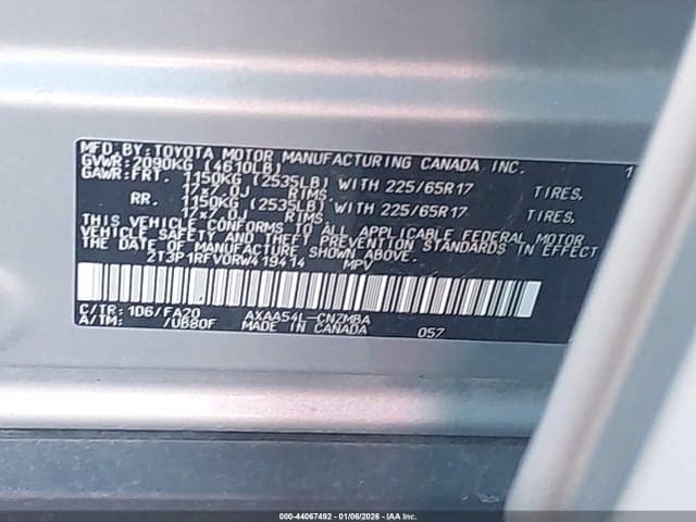2024 TOYOTA RAV4 XLE 9