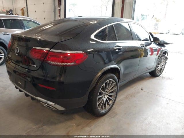 2021 MERCEDES-BENZ GLC 300 4MATIC COUPE 4