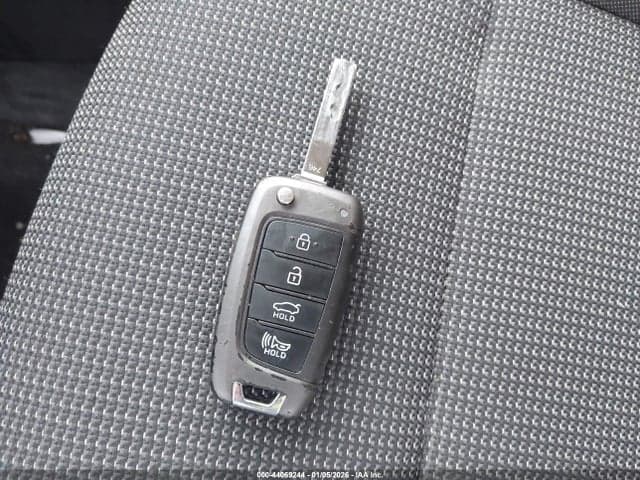 2019 HYUNDAI ACCENT SE 11