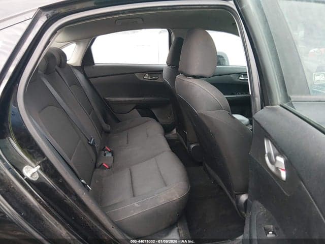 2019 KIA FORTE LXS 8