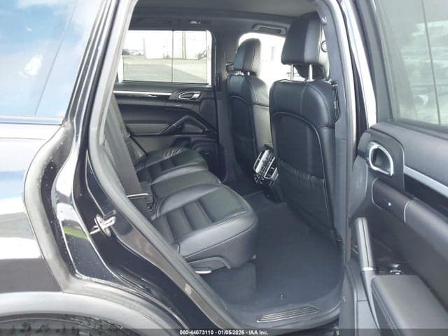 2016 PORSCHE CAYENNE TURBO/TURBO 8