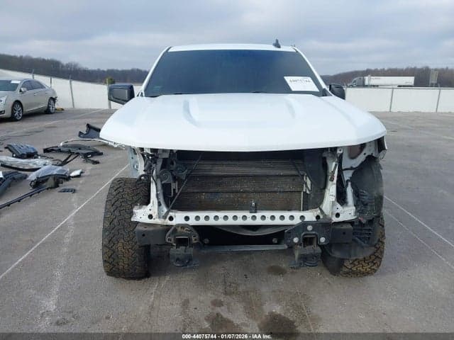 2019 CHEVROLET SILVERADO 1500 RST 13