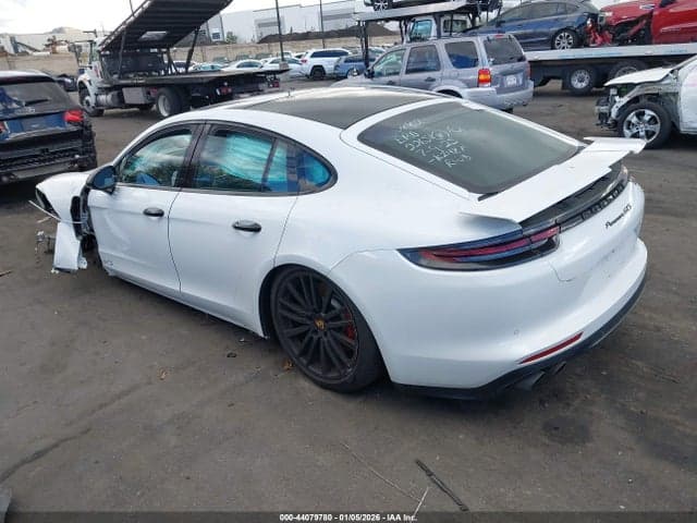2019 PORSCHE PANAMERA GTS 3