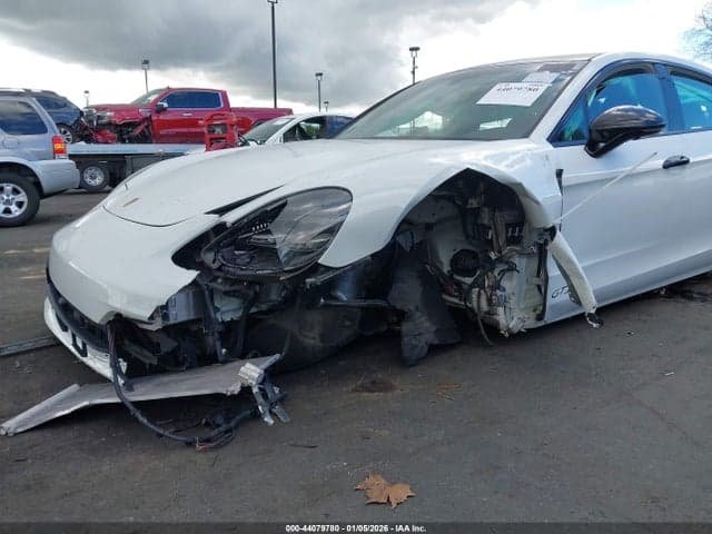 2019 PORSCHE PANAMERA GTS 6