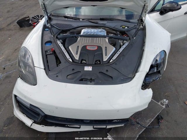 2019 PORSCHE PANAMERA GTS 10