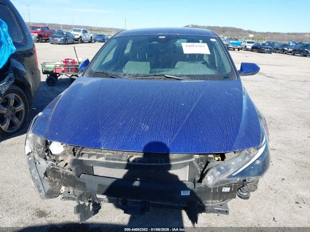 2022 HYUNDAI ELANTRA SEL 12
