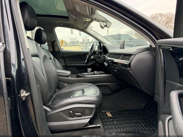 2017 AUDI Q7 3.0T PREMIUM 5