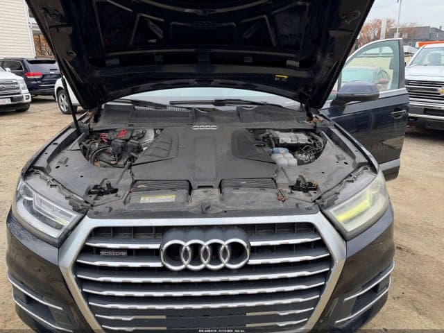 2017 AUDI Q7 3.0T PREMIUM 9
