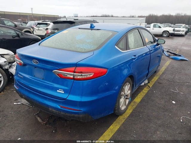 2020 FORD FUSION SE 4