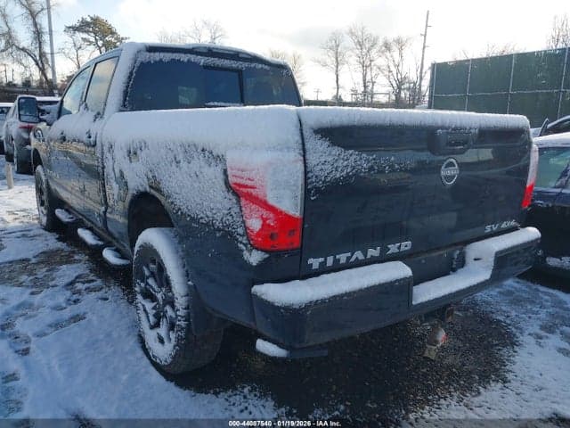 2024 NISSAN TITAN XD SV 4X4 3