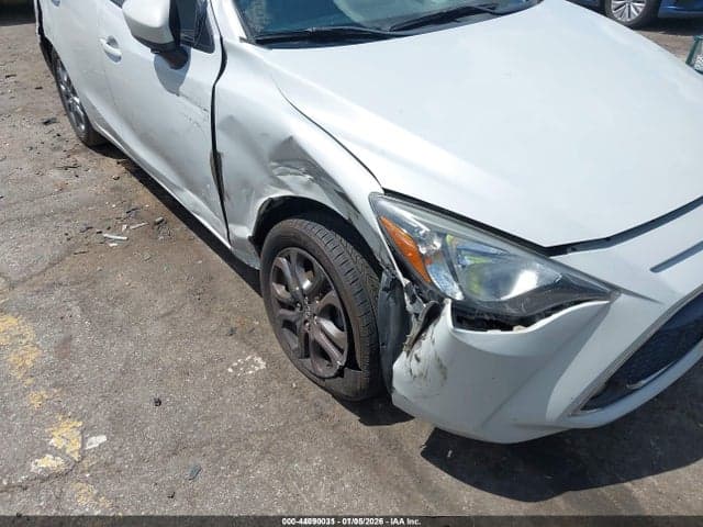 2019 TOYOTA YARIS LE 11