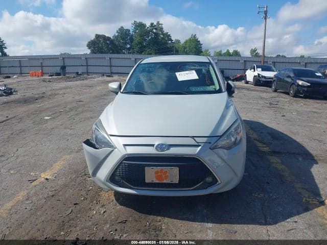 2019 TOYOTA YARIS LE 12