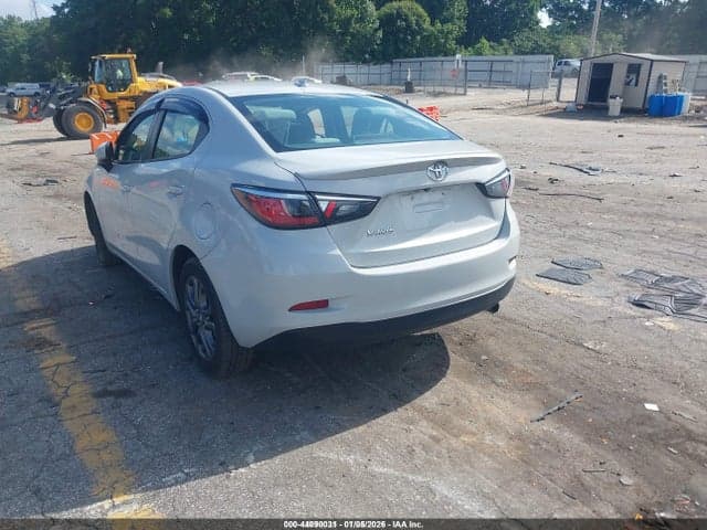 2019 TOYOTA YARIS LE 3