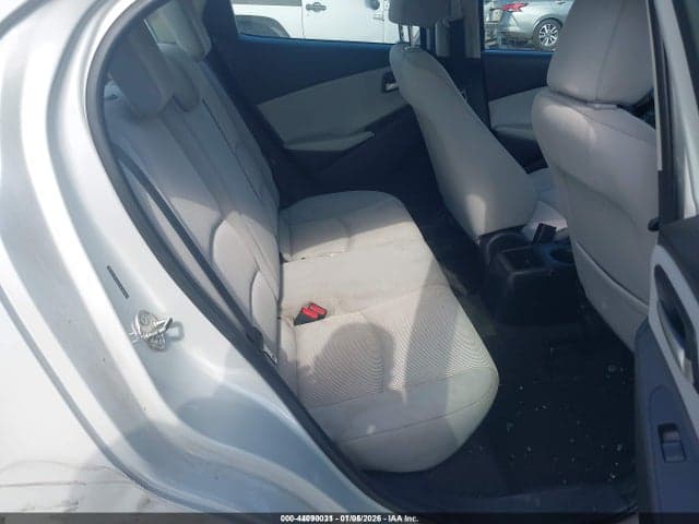 2019 TOYOTA YARIS LE 8