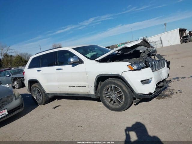 2017 JEEP GRAND CHEROKEE LIMITED 4X2 13