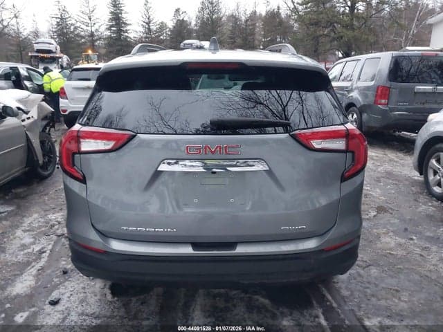 2024 GMC TERRAIN AWD SLE 16