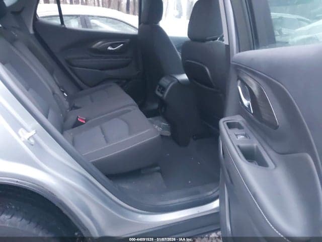 2024 GMC TERRAIN AWD SLE 8