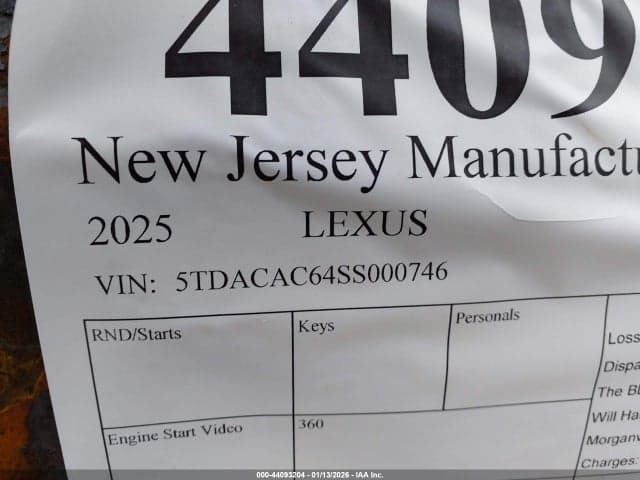 2025 LEXUS TX 550H+ LUXURY 9