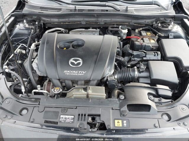 2018 MAZDA MAZDA3 TOURING 10