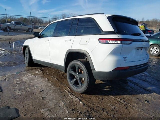 2023 JEEP GRAND CHEROKEE LIMITED 3