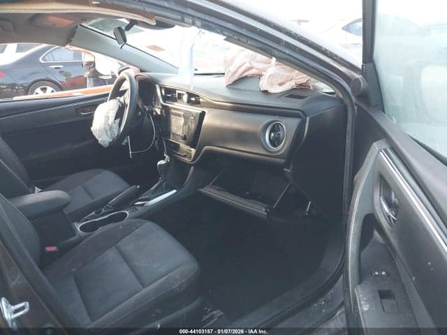 2017 TOYOTA COROLLA LE 5
