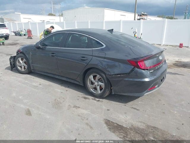 2021 HYUNDAI SONATA SE 3