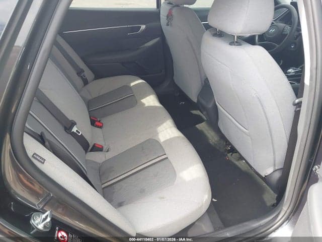 2021 HYUNDAI SONATA SE 8