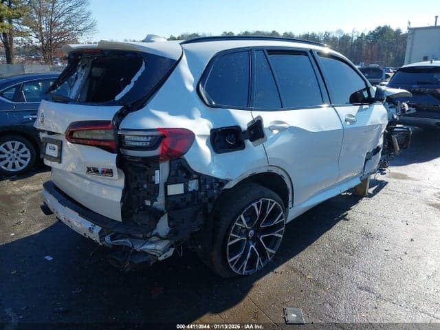 2022 BMW X5 M 4