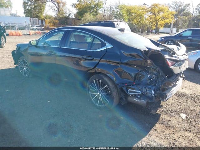 2022 LEXUS ES 350 3