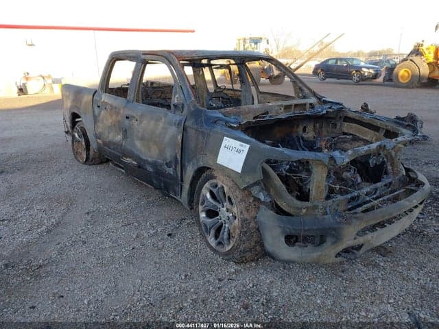 2019 RAM 1500 LIMITED 4X4 5'7 BOX 1