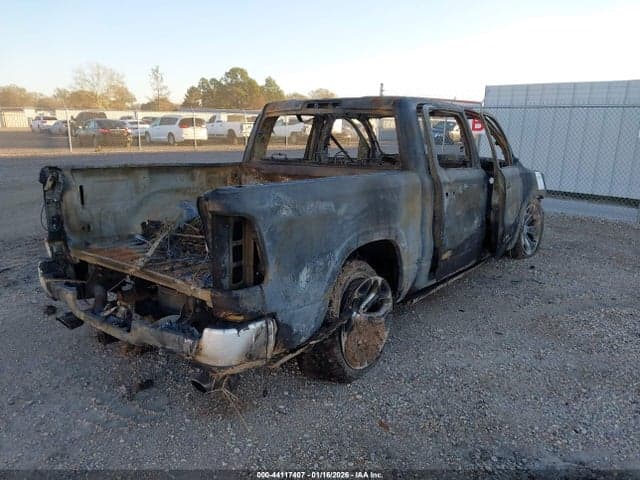 2019 RAM 1500 LIMITED 4X4 5'7 BOX 4