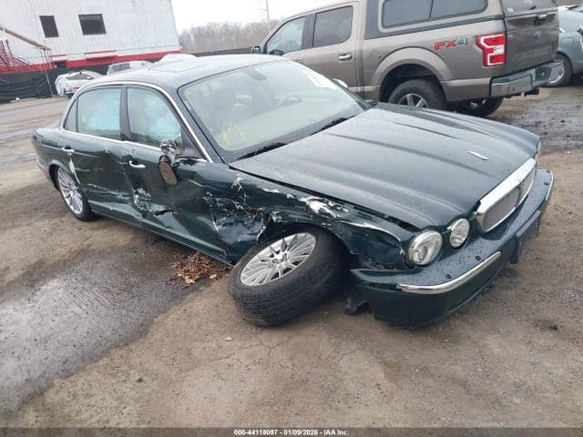 2007 JAGUAR XJ XJ8 1