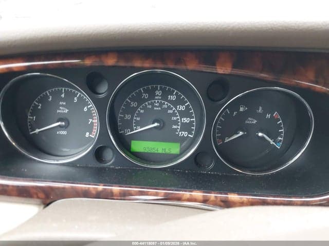 2007 JAGUAR XJ XJ8 7